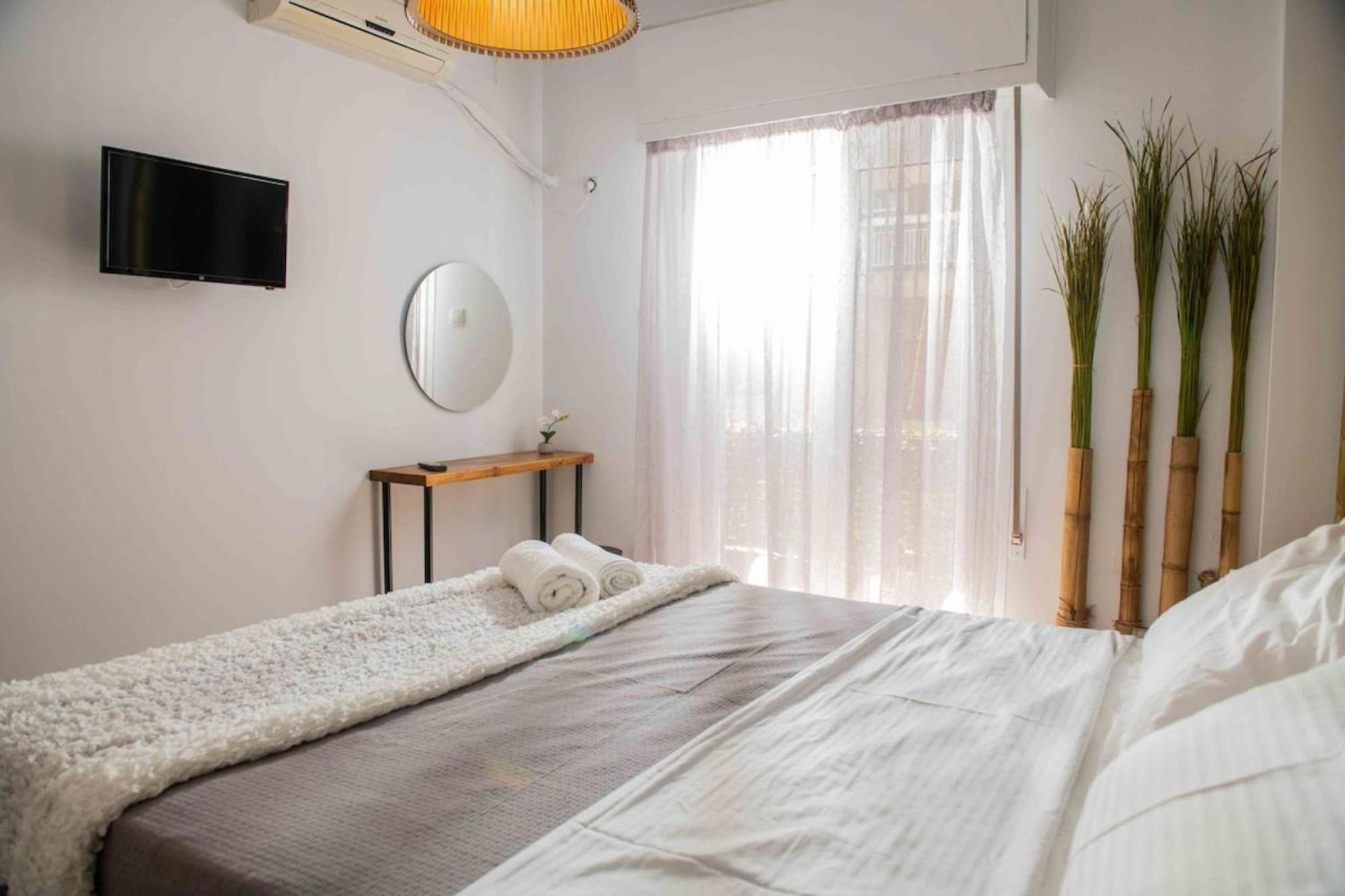 Διαμέρισμα Lovely Apartment- At017